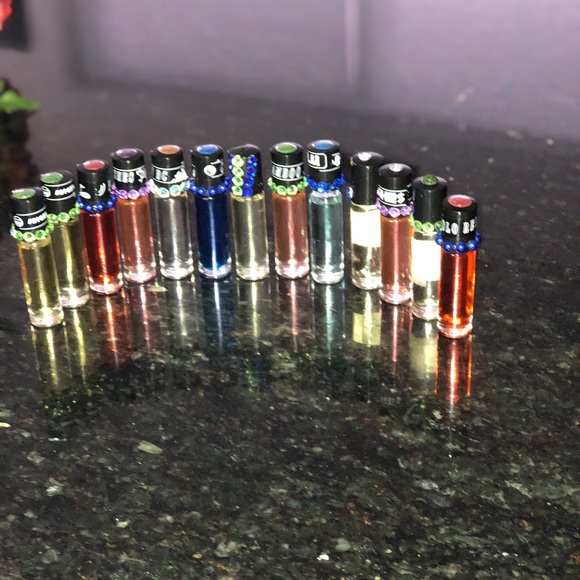 Pure Perfume oils, me and women - Picture 2 of 8